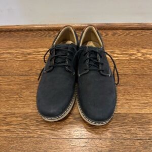 Big Kid McGuffey Plain Toe / Soft-oiled nubuck with rubber sole / Never worn!
